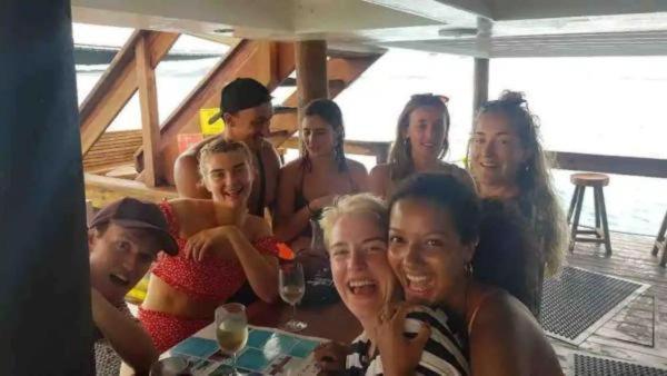 Mana Lagoon Backpackers 外观 照片